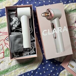 Fancii Clara Pore Cleaner Vacuum 4-in-1, In-Home Microdermabrasion Machine